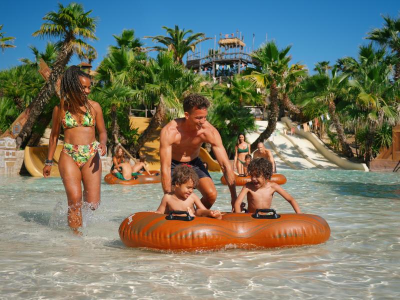 Pirate's Bay Caribe Bay