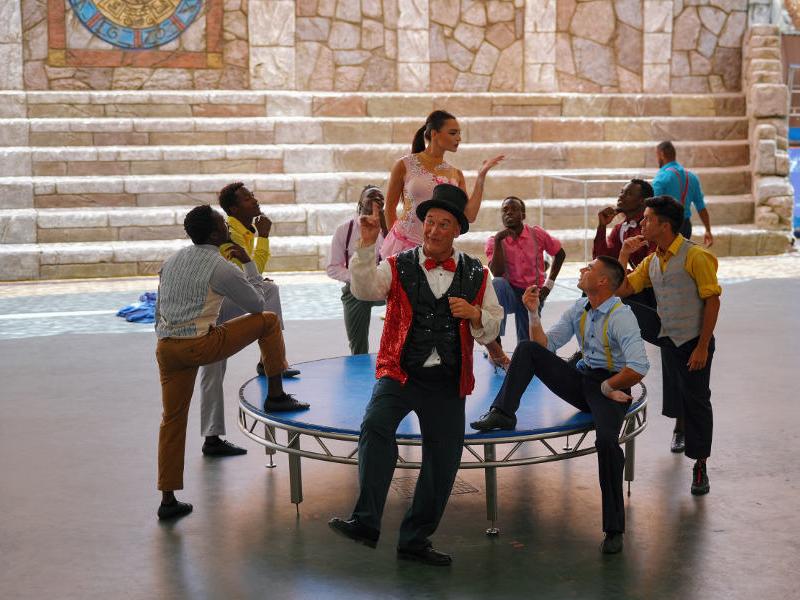 Swing Circus Caribe Bay